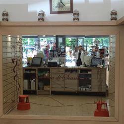 Farmacia Paris
