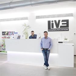 Live Communication