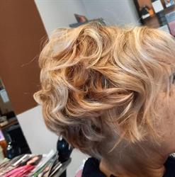 Antonella Acconciature di Gullino Antonella