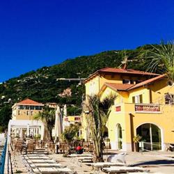 Villa Eva Restaurant & Beach