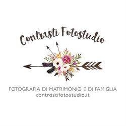 Contrasti Fotostudio - Fotografia di Matrimonio e di Famiglia