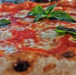 L'angolo della pizza da Franco e Giulia