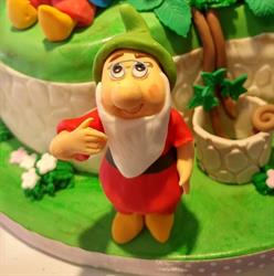Disegnami una torta