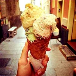 Gelateria artigianale naturale Vaniglia e Pistacchio