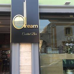Dream Cocktail Bar
