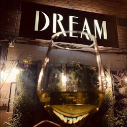 Dream cocktail bar
