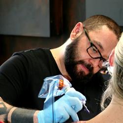 Total Art Tattoo