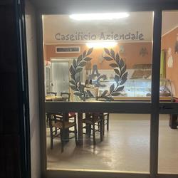 Caseificio aziendale Angelo Cinotti