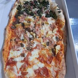 C'è Pizza per te di Luigi Erica Cuomo