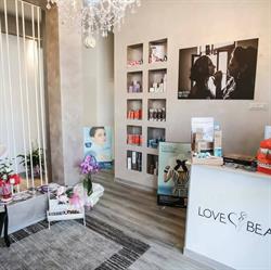 Love Beauty di Comelli Eleonora