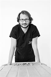 Dr. Luigi Montrone -  Chirurgo plastico