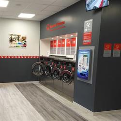Lavanderia Self Service Speed Queen