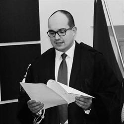 Avv. Francesco Pacchiarini