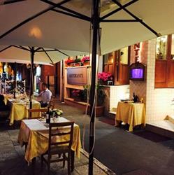 Lola Piccolo Hotel Camere e Appartamenti sul Mare