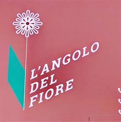 L'angolo Del Fiore