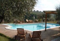 Agriturismo Castrum Normanno (di Maria Rosa Bartoloni & Giordano Bravetti)
