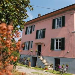 b&b Villa Sunrise Lucca