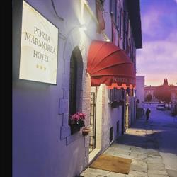 Hotel Porta Marmorea