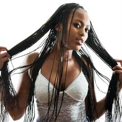 Abigaille Coiffure di Dovi Akossiwa