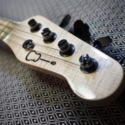 Cam's Guitars - Liuteria - Guitars And Basses Repair Shop