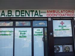 A.B. DENTAL SERVICES S.A.S DI ACCOMANDO E BRILLANTE