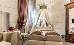 AB Suite Innovative Design R&B