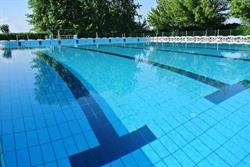 Piscina Di Rosate