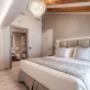 Spacious guest room