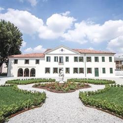 Biblioteca Comunale di Paese