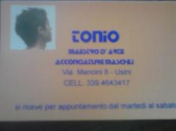 Tonio acconciature