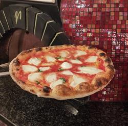 Pizzeria Del Porto Terracina - Pizza Napoletana dal 1993