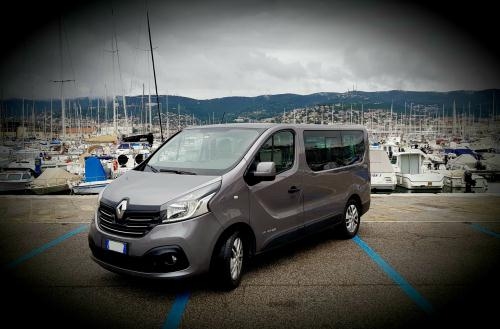 AMAURY NCC TRIESTE Noleggio Auto Con Conducente Private Van & Car Airport Transfer