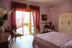 B&B Paola e Francesco miglior prezzo/qualità CIN IT018137C1UV3UL8KZ