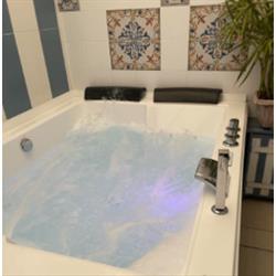 La Battigia Center