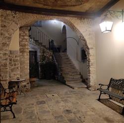 Lo Stemma - B&B Guest House