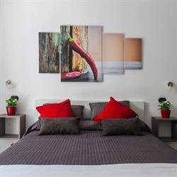 ErKaNi Suite Sorrento