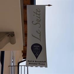 Le Suite Bed & Breakfast Holiday Home