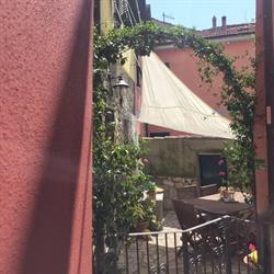 Da Cleo nell’incanto del borgo con vista mare