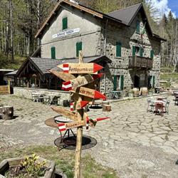 Rifugio Capanno Tassoni