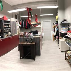 officina della riparazione sartoria