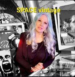 S P A C E Vintage & Original Objects