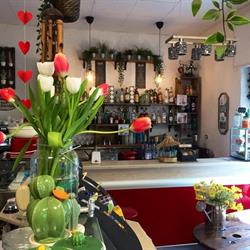 Bar Valentine
