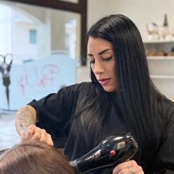 PinUp hairstylist