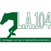 L.A. 104 Maneggio con ristorantino americano
