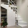 Scala  autoportante con armadio e libreria