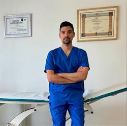 Dott. Lorenzo Vici - Fisioterapista Osteopata Riccione