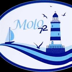Molo 72
