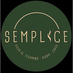 Semplice Pizza al tegamino a Cesena