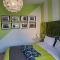 Green-Bedroom
