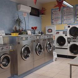 Lavanderia Opplá lavasciuga self-service